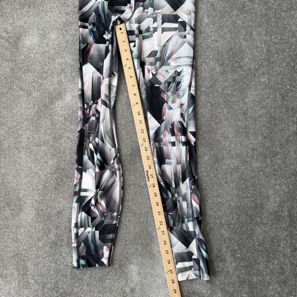Nike Dri-Fit Legend Pant Womens Small Gray Geometric Athletic Leggings Running - Picture 10 of 13